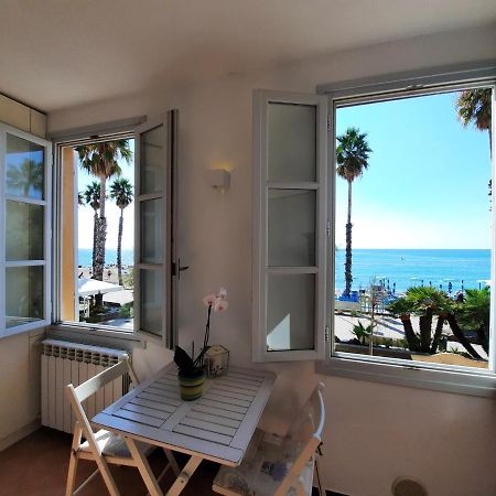 Finestre Sul Mare Villa San Lorenzo al Mare Oda fotoğraf